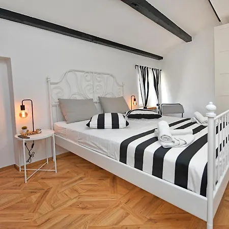 Дом отдыха My Casa Vento - Spacious House With Garden, Bbq And Parking *