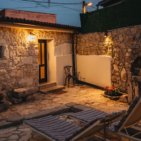 My Casa Vento - Spacious House With Garden, Bbq And Parking Дом отдыха Пореч